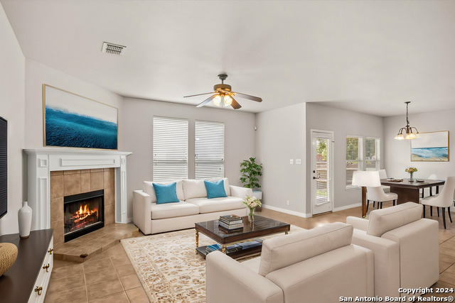Listing photo id 9 for 128 Sage Cyn