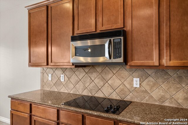 Listing photo id 18 for 128 Sage Cyn