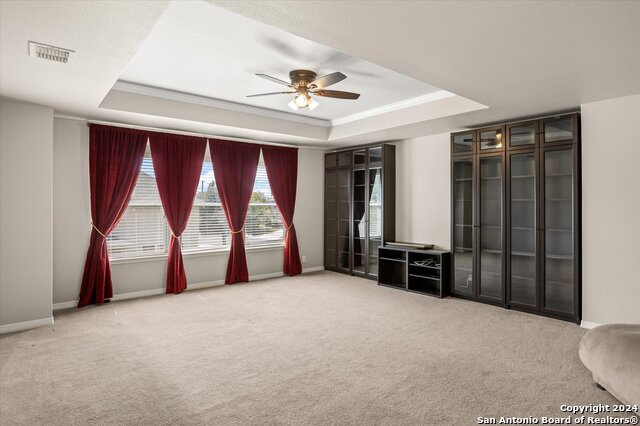 Listing photo id 26 for 128 Sage Cyn