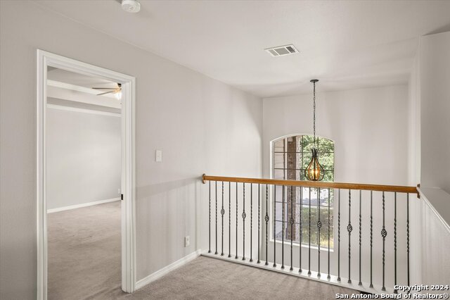 Listing photo id 27 for 128 Sage Cyn