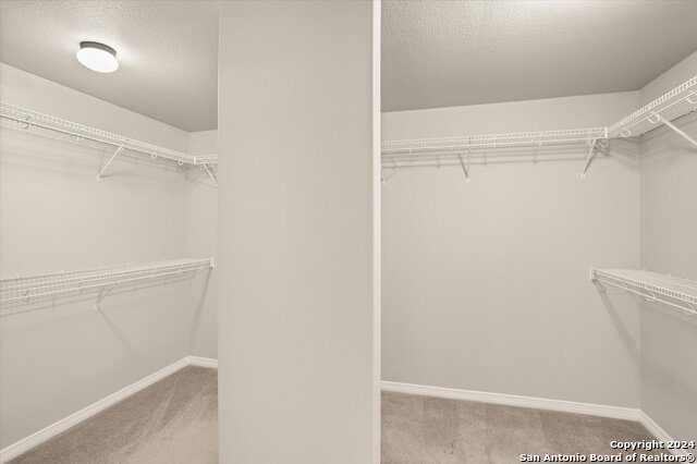 Listing photo id 33 for 128 Sage Cyn