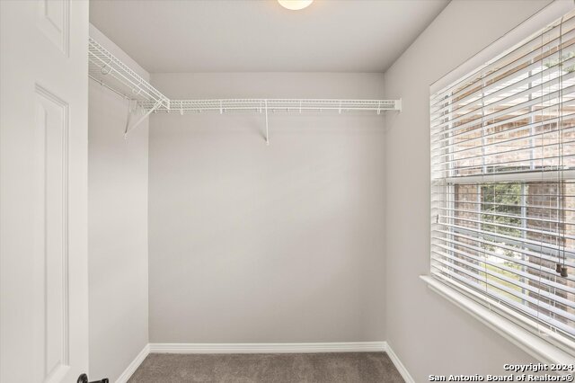 Listing photo id 37 for 128 Sage Cyn