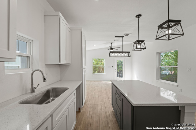 Image 12 of 26 For 212 Cooper St