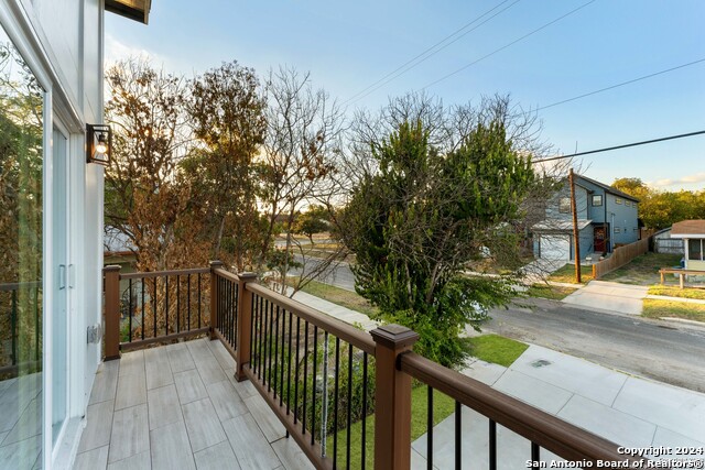 Image 7 of 26 For 212 Cooper St
