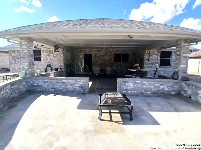 Listing photo id 10 for 7445 Golf Drive