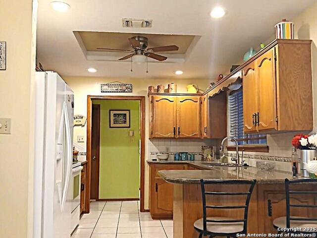 Listing photo id 20 for 7445 Golf Drive