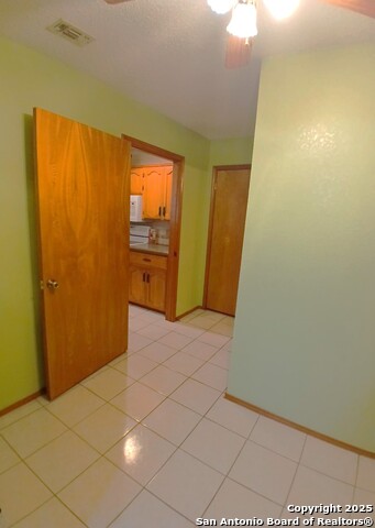 Listing photo id 25 for 7445 Golf Drive