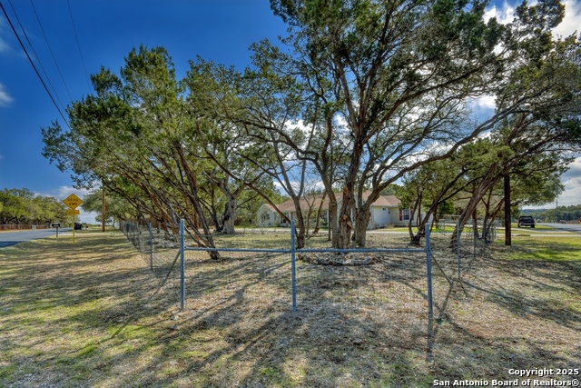 Listing photo id 10 for 4200 Havenrock