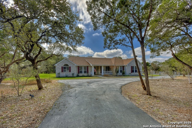 Listing photo id 11 for 4200 Havenrock