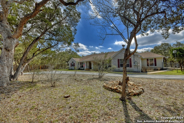 Listing photo id 14 for 4200 Havenrock