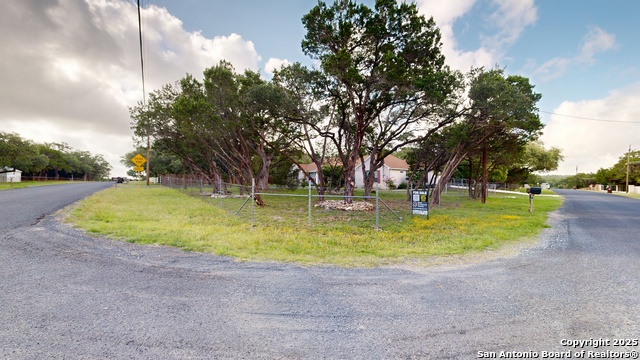 Listing photo id 0 for 4200 Havenrock