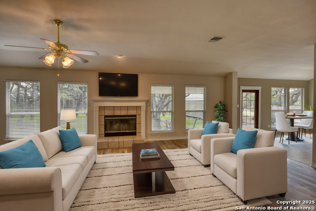 Listing photo id 22 for 4200 Havenrock