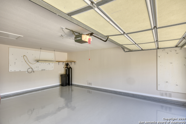 Listing photo id 43 for 4200 Havenrock