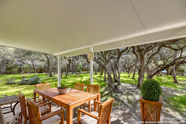 Listing photo id 45 for 4200 Havenrock