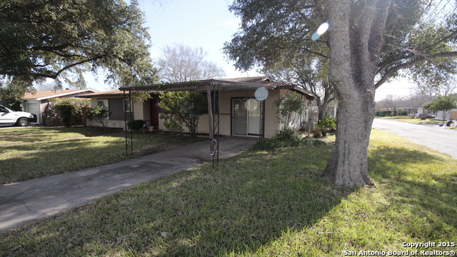 Image 3 of 18 For 702 Byrnes Dr