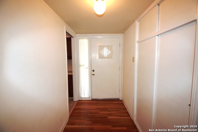 Image 6 of 18 For 702 Byrnes Dr