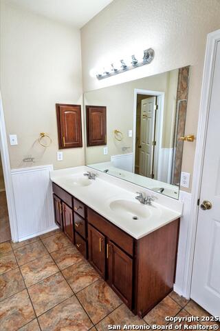 Image 27 of 50 For 9022 Anderson Bluff