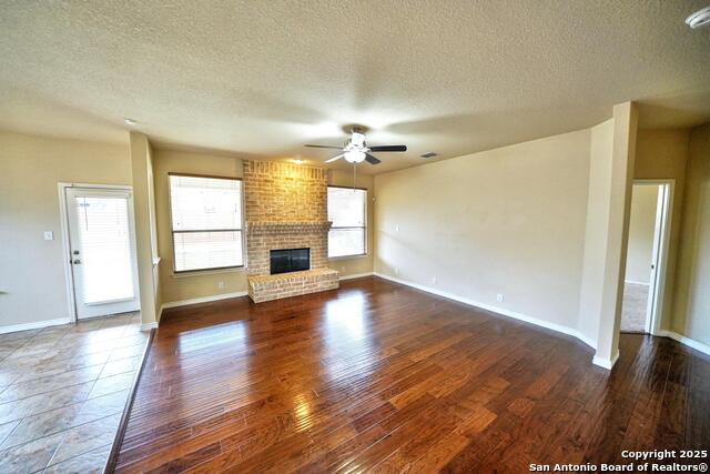 Image 7 of 50 For 9022 Anderson Bluff