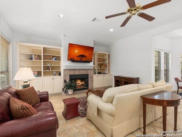 Image 14 of 29 For 31 Inwood Manor
