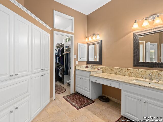 Image 18 of 29 For 31 Inwood Manor