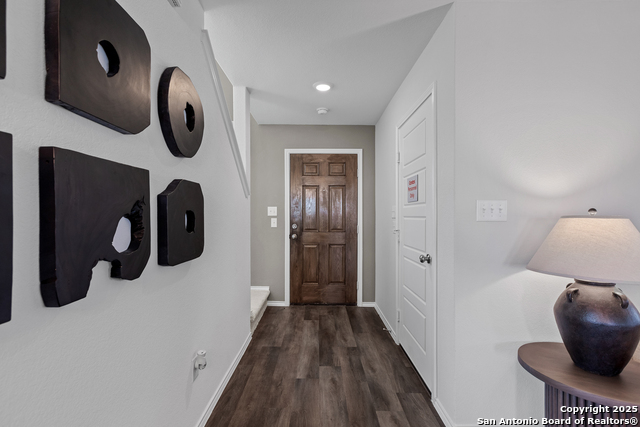Image 2 of 28 For 929 Heartseed Avenue
