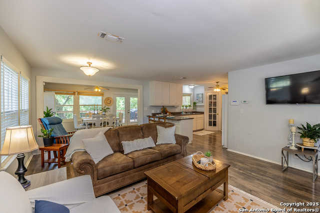 Image 8 of 48 For 1324 Guadalupe Road