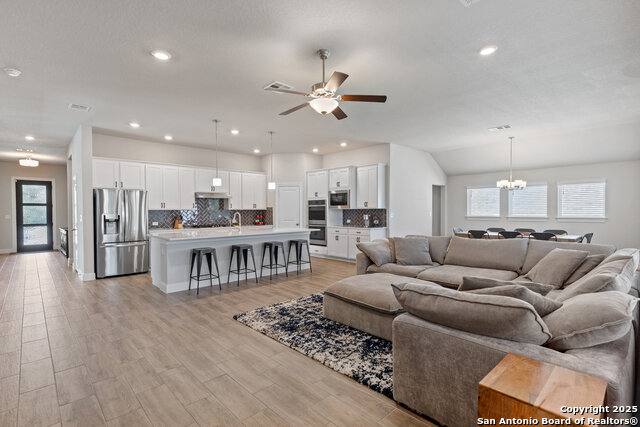 Image 10 of 34 For 12834 Fort Belknap