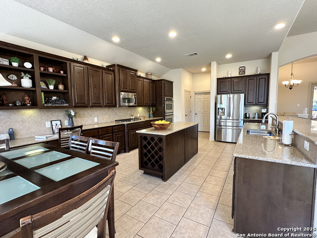 Image 7 of 48 For 1206 Via Milano