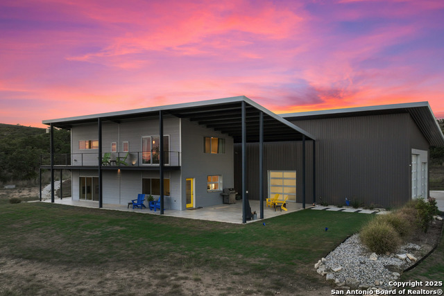 Details for 370 Gray Wolf, Blanco, TX 78606