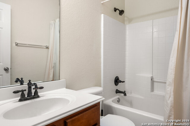 Image 17 of 26 For 5704 Mahogany Bay