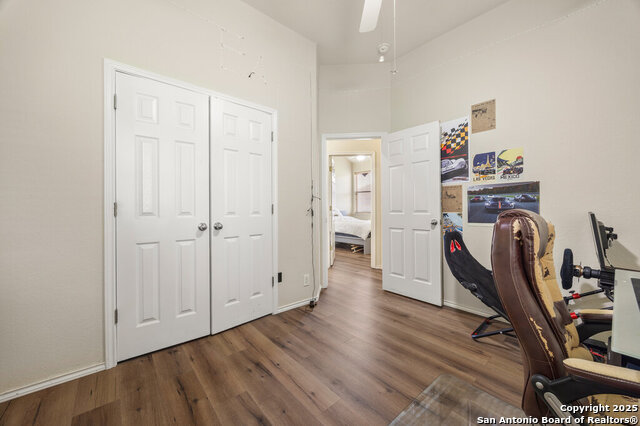 Image 21 of 26 For 5704 Mahogany Bay