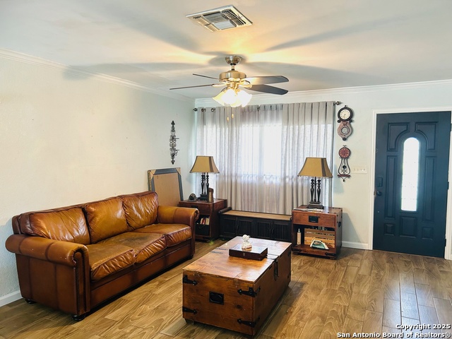 Image 4 of 8 For 8942 Old Sky Hbr