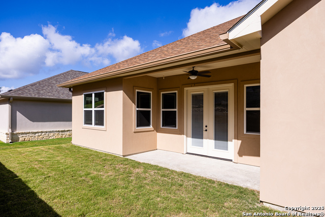 Listing photo id 19 for 2108 Athens Ave