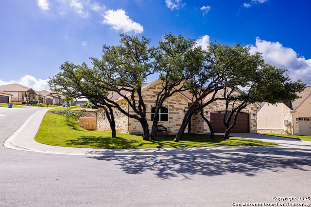 Listing photo id 21 for 2108 Athens Ave