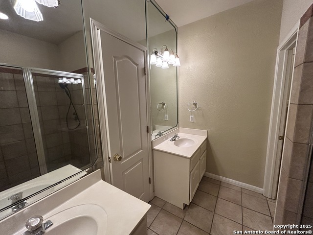 Image 15 of 28 For 3049 Pine Valley Dr