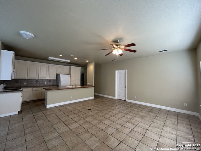 Image 4 of 28 For 3049 Pine Valley Dr