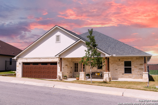 Details for 2005 Valencia Dr, Kerrville, TX 78028