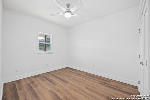 Listing photo id 22 for 2005 Valencia Dr