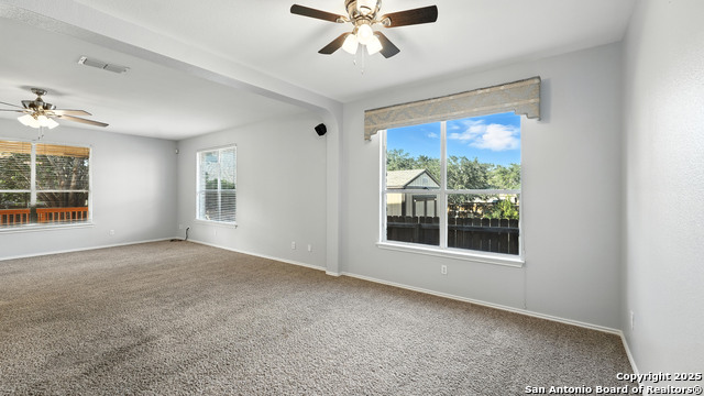 Listing photo id 13 for 15107 Wingheart