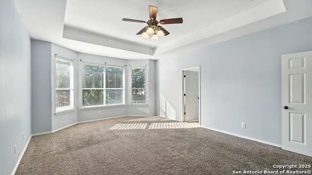 Listing photo id 19 for 15107 Wingheart