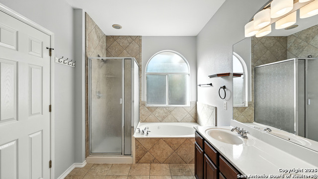 Listing photo id 22 for 15107 Wingheart