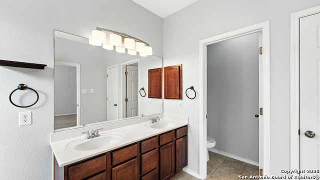 Listing photo id 23 for 15107 Wingheart