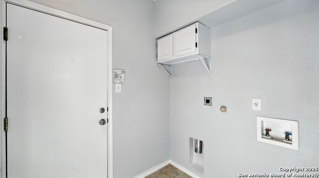 Listing photo id 24 for 15107 Wingheart