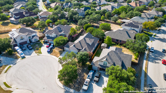 Listing photo id 37 for 15107 Wingheart