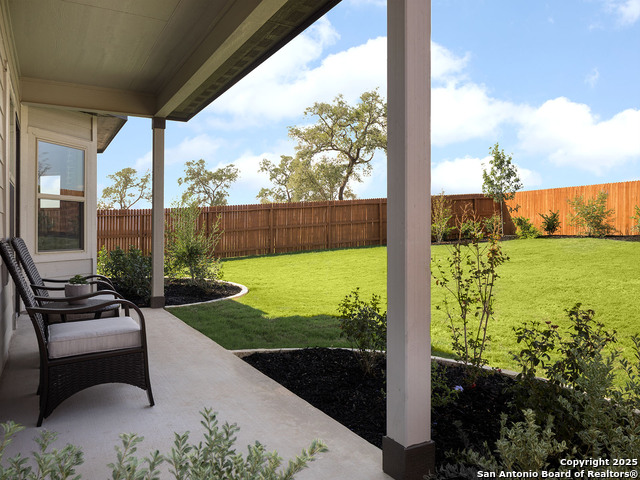 Image 13 of 15 For 819 Shatterhand Blvd