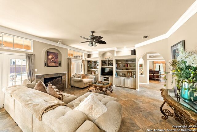 Image 9 of 17 For 19114 Autumn