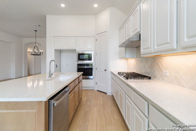 Image 14 of 34 For 2916 Edinburgh Park