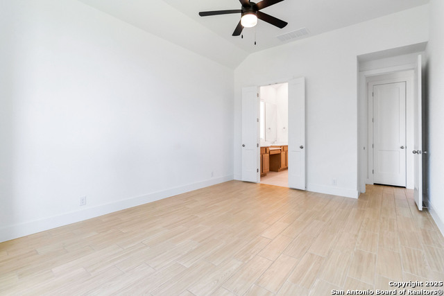 Image 22 of 34 For 2916 Edinburgh Park