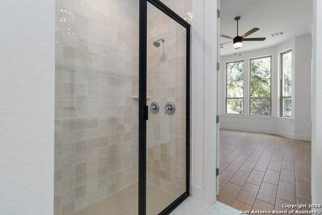 Image 24 of 34 For 2916 Edinburgh Park