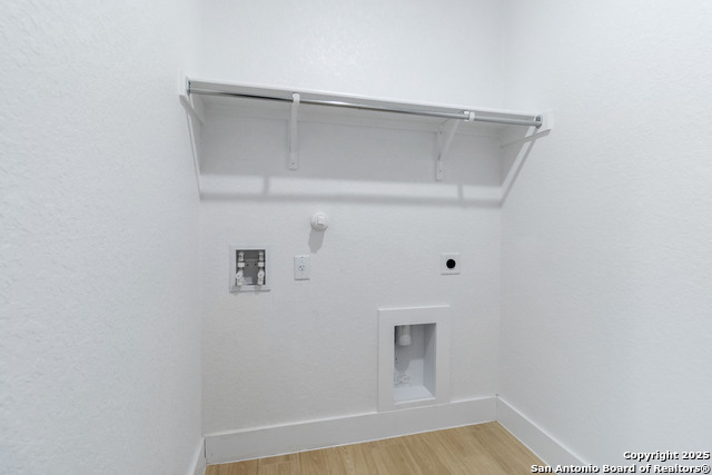 Image 25 of 34 For 2916 Edinburgh Park